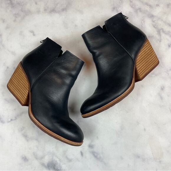 Kork-Ease Chandra Black Leather Ankle Booties - Picture 1 of 11